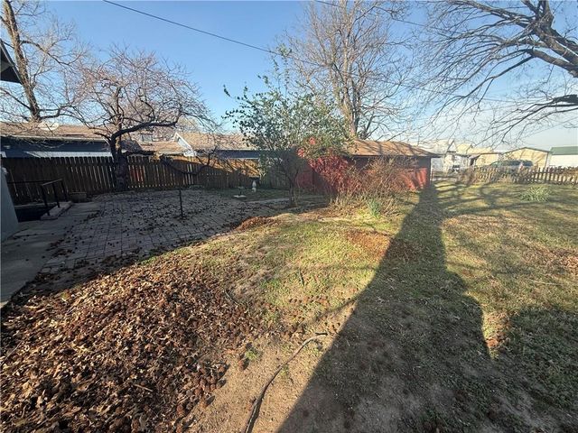 303 S Elm Street, Pittsburg, KS 66762