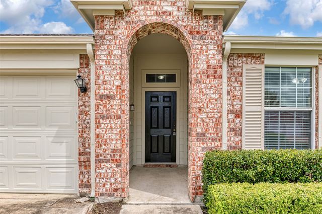 206 Lakehurst Drive, Wylie, TX 75098