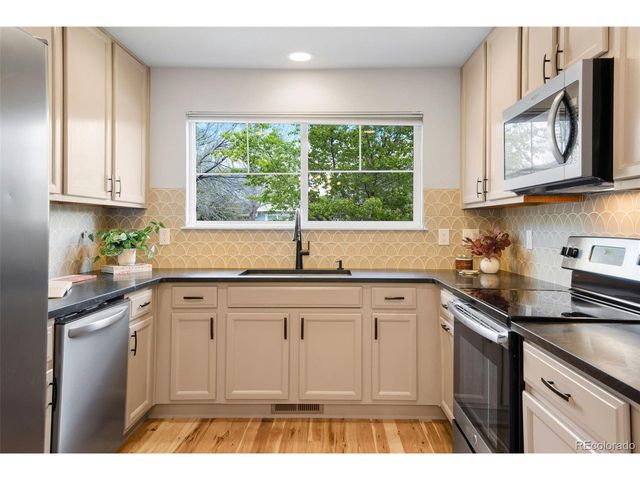 5115 Corbett Dr, Fort Collins, CO 80525