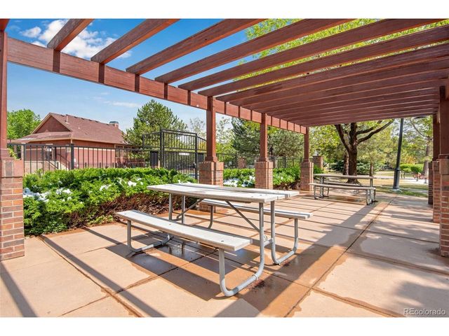 5115 Corbett Dr, Fort Collins, CO 80525