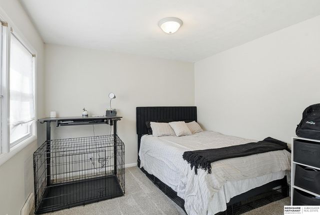 3521 N 76th Street, Omaha, NE 68134