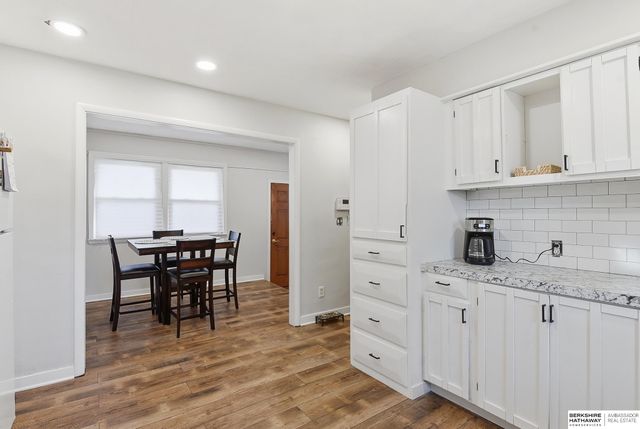 3521 N 76th Street, Omaha, NE 68134