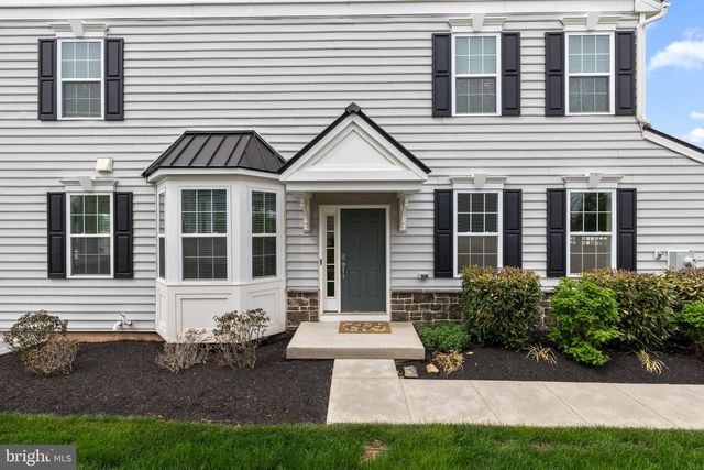 105 WOODWINDS DR, Collegeville, PA 19426