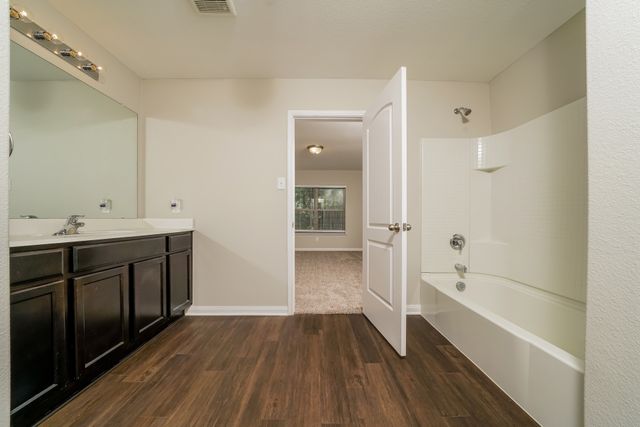 1310 Barrel Drive, Dallas, TX 75253