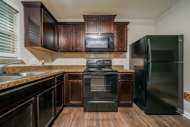 1310 Barrel Drive, Dallas, TX 75253