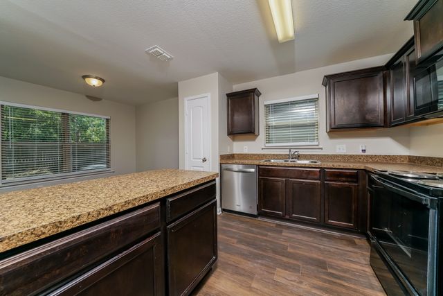 1310 Barrel Drive, Dallas, TX 75253
