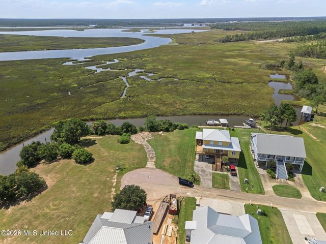 310 Puunani Place, Diamondhead, MS 39525