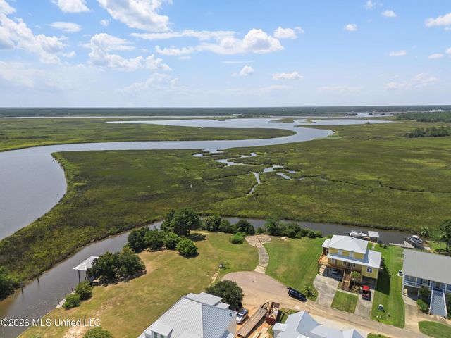 310 Puunani Place, Diamondhead, MS 39525
