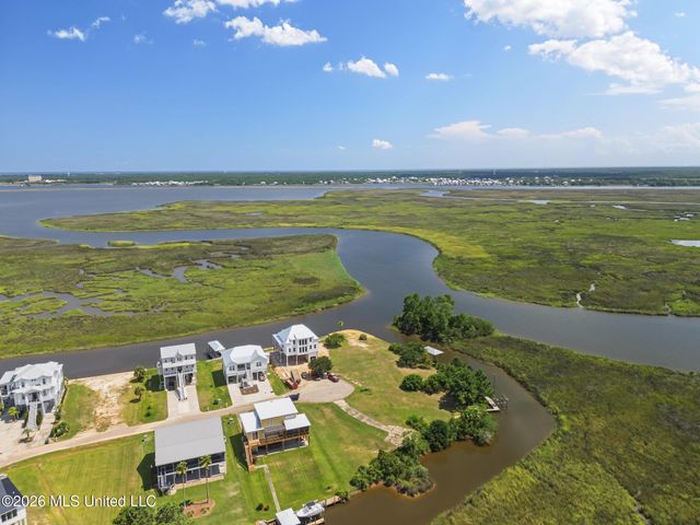 310 Puunani Place, Diamondhead, MS 39525