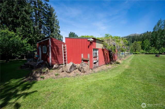 4750 Mt Baker Highway, Deming, WA 98244