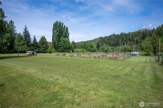 4750 Mt Baker Highway, Deming, WA 98244