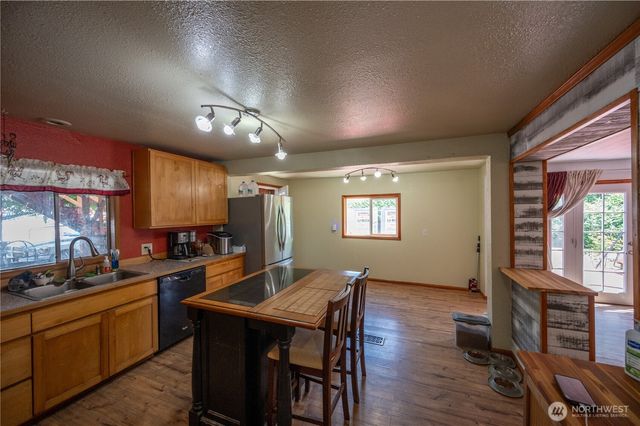 4750 Mt Baker Highway, Deming, WA 98244