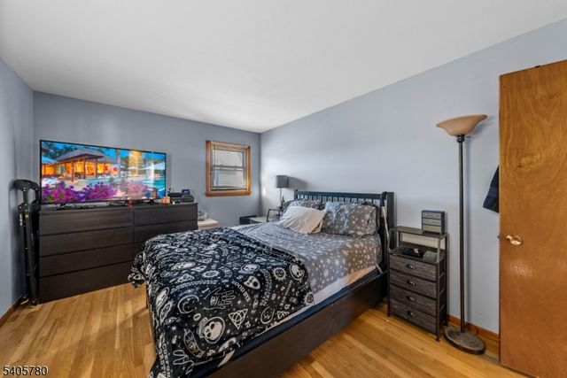 302 New York Ave, Clark Twp., NJ 07066