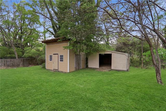 6538 N Sweetwater Road, Lithia Springs, GA 30122