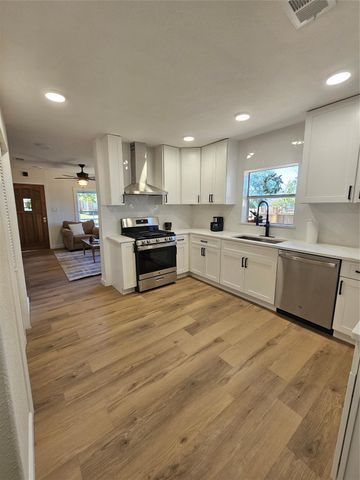 3126 Ohio Street, Baytown, TX 77520