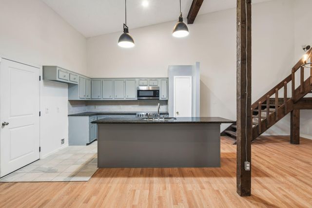 2931 Whitman Drive, Montgomery, TX 77356