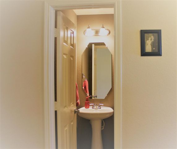 13915 Early Dew Court, Houston, TX 77045