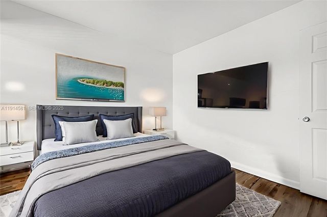 9459 SW 76th St R7, Miami, FL 33173