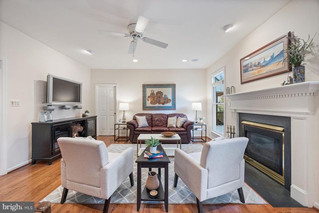 7004 CASHELL MANOR CT, Rockville, MD 20855