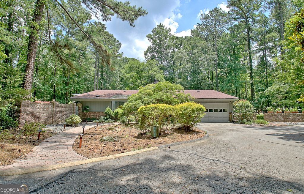 113 Camp Creek Trail, Peachtree City, GA 30269