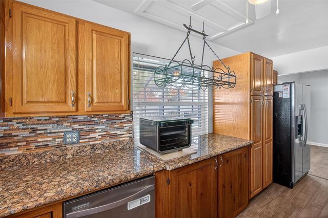 1525 LEVERN STREET, Clearwater, FL 33755