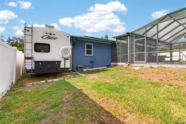 1525 LEVERN STREET, Clearwater, FL 33755