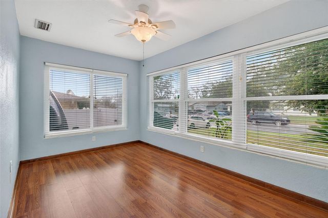 1525 LEVERN STREET, Clearwater, FL 33755