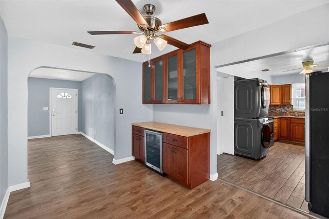1525 LEVERN STREET, Clearwater, FL 33755