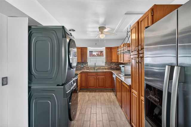 1525 LEVERN STREET, Clearwater, FL 33755