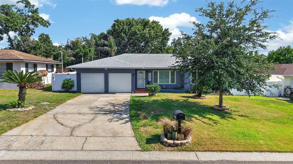 1525 LEVERN STREET, Clearwater, FL 33755
