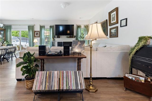 1727 Geyser Court, Graham, NC 27253
