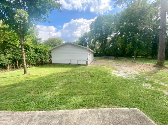 2841 Colonial Cir, Nashville, TN 37214