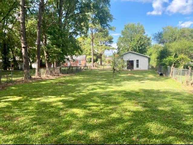 2841 Colonial Cir, Nashville, TN 37214