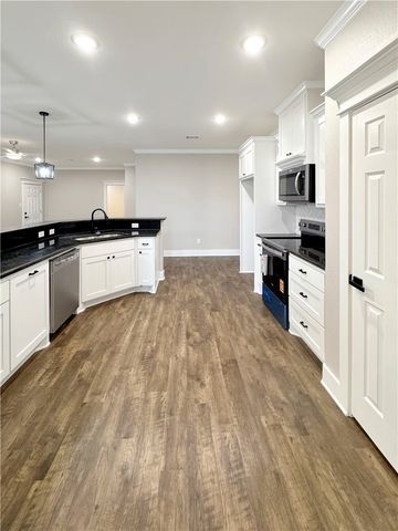 2100 Zebrina Court, Bryan, TX 77807