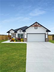 2100 Zebrina Court, Bryan, TX 77807