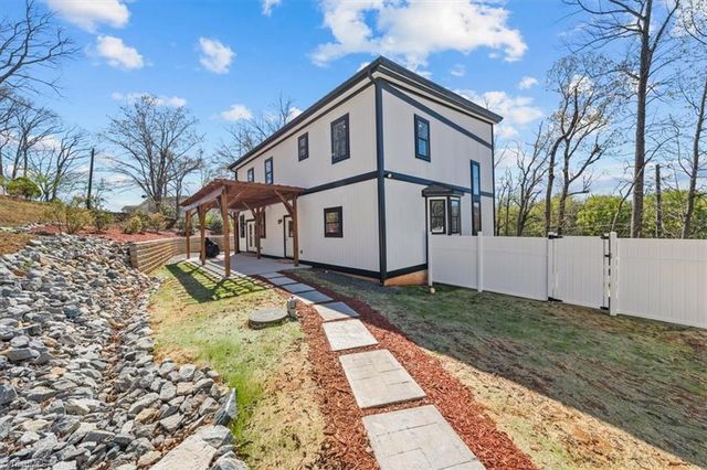 148 Three B Road, Asheboro, NC 27205