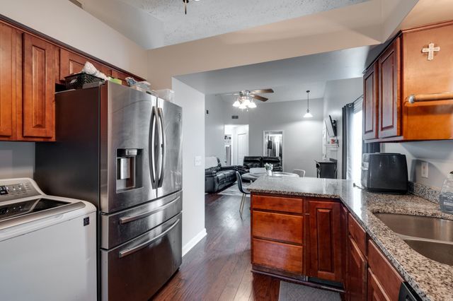 2309 Benay Rd, Nashville, TN 37214