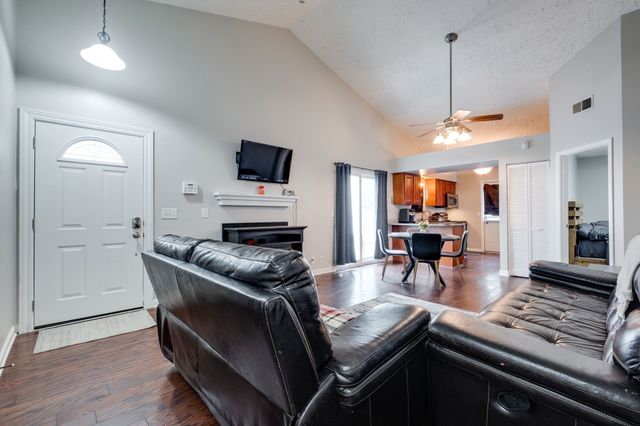2309 Benay Rd, Nashville, TN 37214