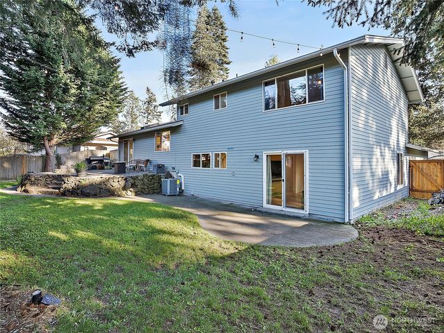 9201 78th Street SW, Lakewood, WA 98498