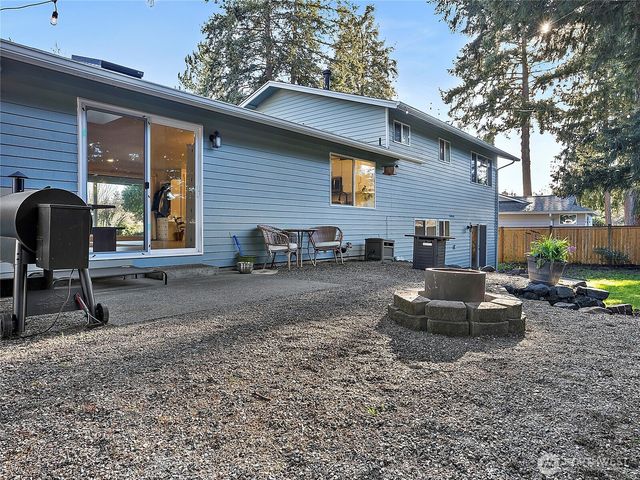 9201 78th Street SW, Lakewood, WA 98498