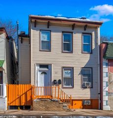 427 Summer St, Paterson City, NJ 07501