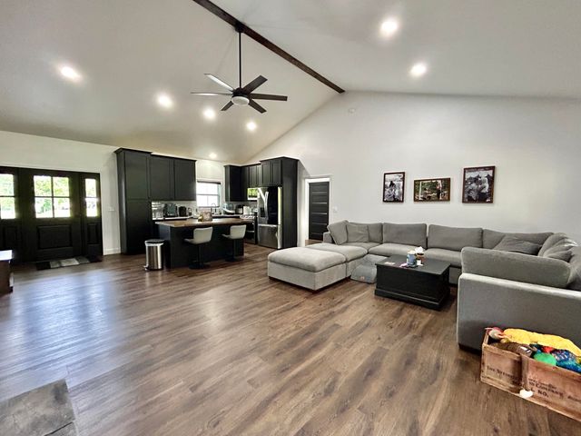 98 Spring View Drive, Somerset, KY 42503