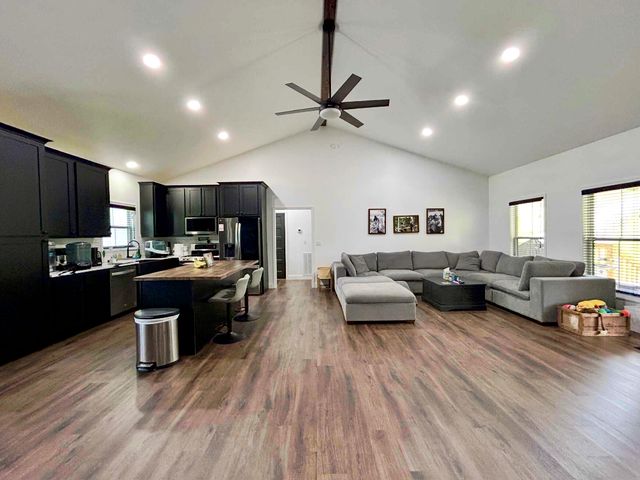 98 Spring View Drive, Somerset, KY 42503