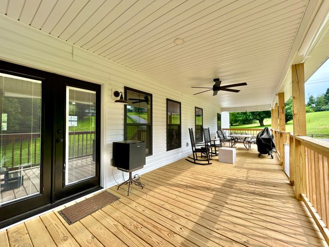 98 Spring View Drive, Somerset, KY 42503