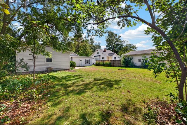 1842 Mills Avenue, North Muskegon City, MI 49445