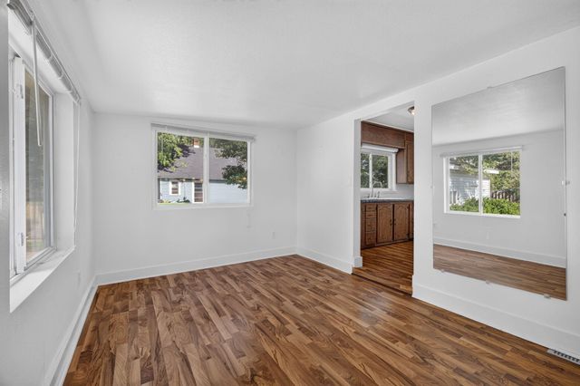 1842 Mills Avenue, North Muskegon City, MI 49445