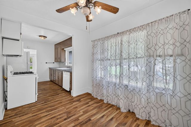 1842 Mills Avenue, North Muskegon City, MI 49445