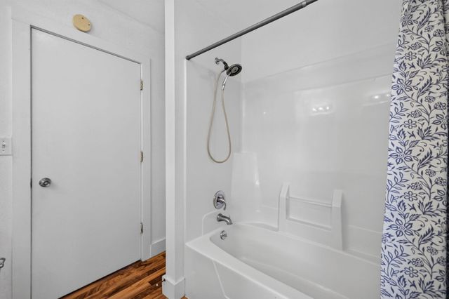 1842 Mills Avenue, North Muskegon City, MI 49445