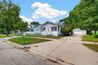 1842 Mills Avenue, North Muskegon City, MI 49445