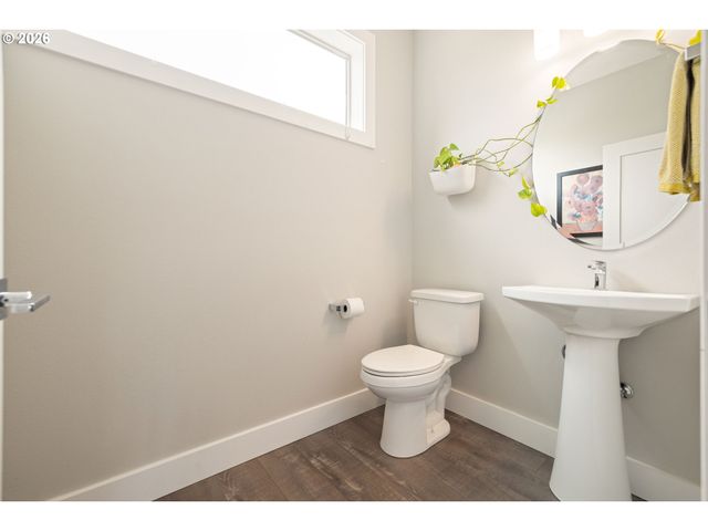 7513 Sw STEINBACH Ter, Beaverton, OR 97007